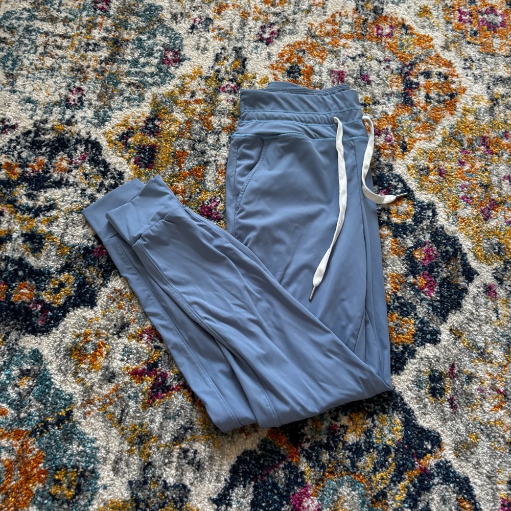 EUC Women’s Halara Cloudful High Waisted Joggers Blue Size L